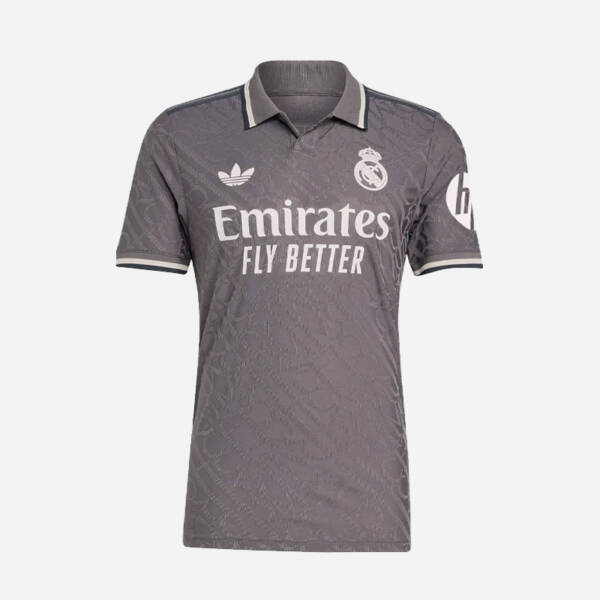 Maillot third Real Madrid 2025 – Design exclusif avec finitions Adidas modernes.
