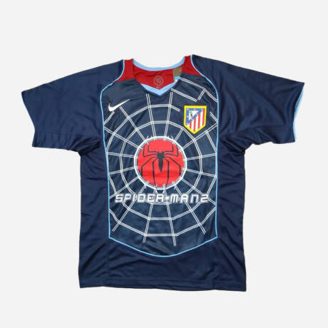 Maillot extérieur Atlético Madrid 2004-2005, porté par Fernando Torres.