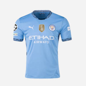 Maillot domicile Manchester City 2025, design bleu ciel emblématique.