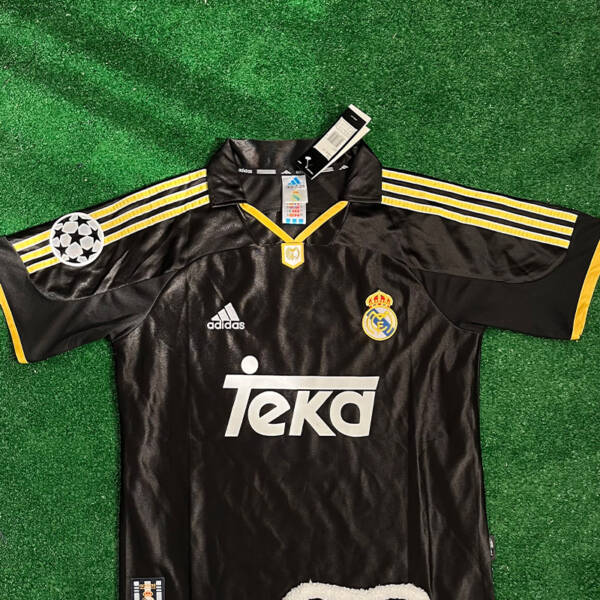 Maillot extérieur Real Madrid 2000-2001, couleur Noir