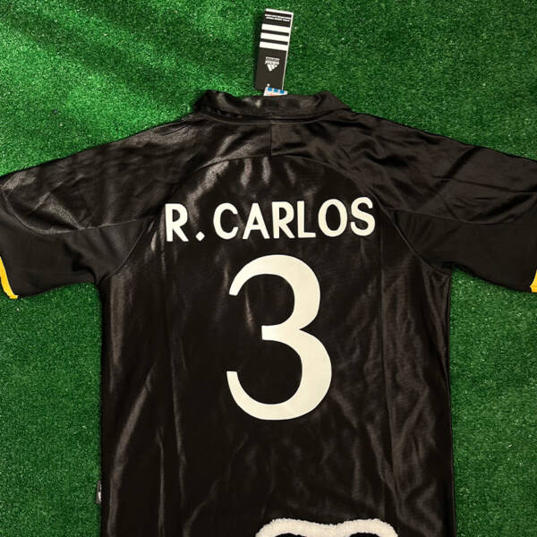 Maillot extérieur Real Madrid 2000-2001, couleur Noir