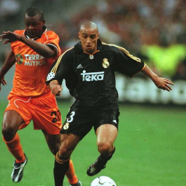 Maillot extérieur Real Madrid 2000-2001, couleur Noir
