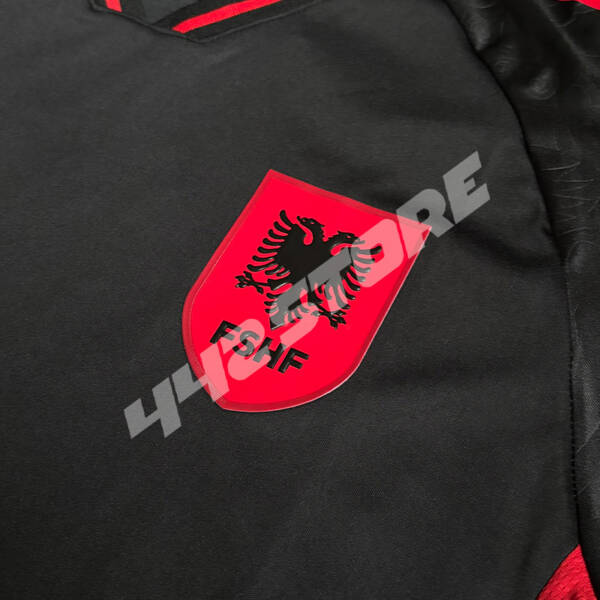 Maillot extérieur Albanie 2025/2026 noir avec détails rouges