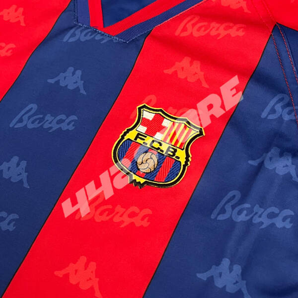 Maillot domicile FC Barcelone 1997 porté par Ronaldo