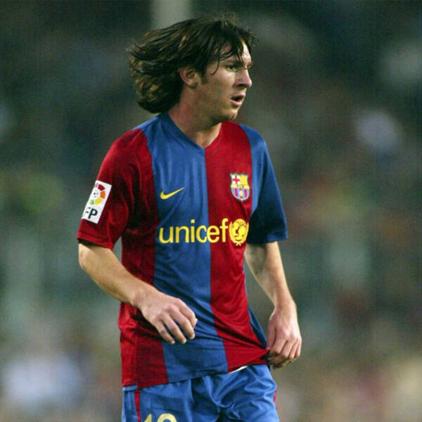 Maillot domicile FC Barcelone saison 2006 porté par Lionel Messi