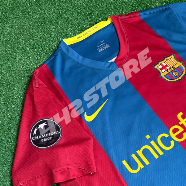 Maillot domicile FC Barcelone saison 2006 porté par Lionel Messi
