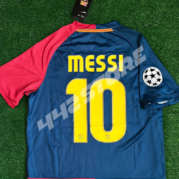 Maillot domicile FC Barcelone 2009 porté par Lionel Messi