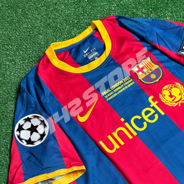 Maillot domicile FC Barcelone 2011 porté par Lionel Messi