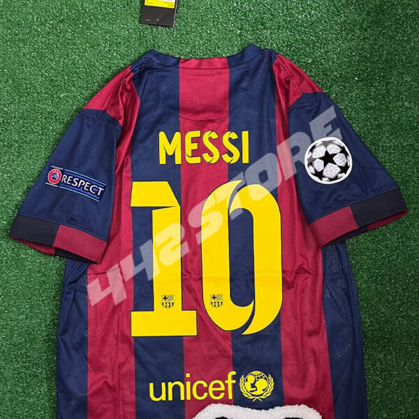 Maillot domicile FC Barcelone 2015 porté par Lionel Messi