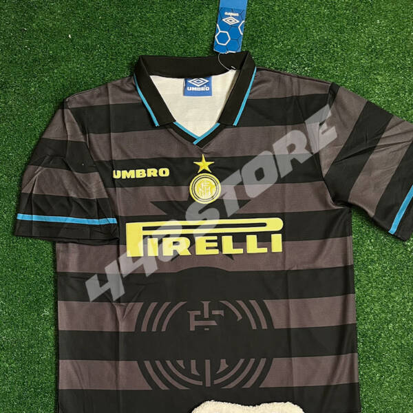 Maillot third Inter Milan 1997 porté par Ronaldo