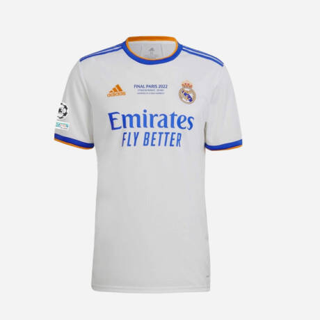 Maillot domicile Real Madrid 2022 porté par Karim Benzema