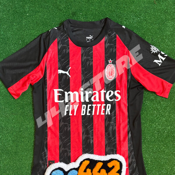 Maillot domicile AC Milan saison 2026