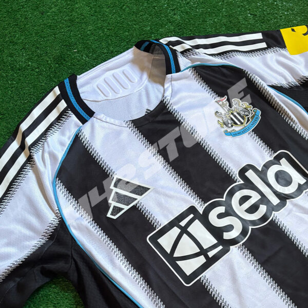 Maillot domicile Newcastle United 2026
