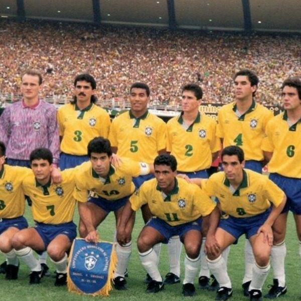 Maillot domicile Brésil 1991-1993 – Image 2