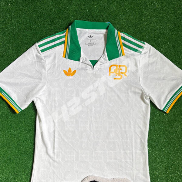 Maillot third AS Roma saison 2026 blanc avec détails verts et jaunes