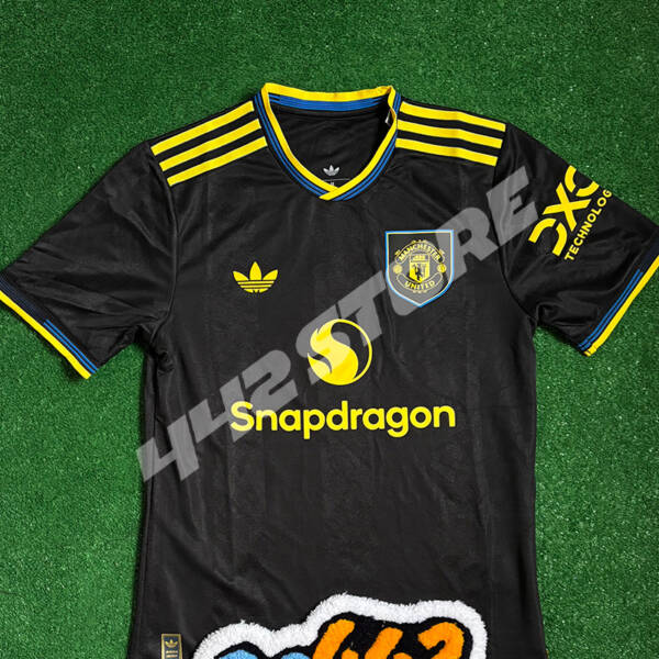 Maillot third Manchester United saison 2026