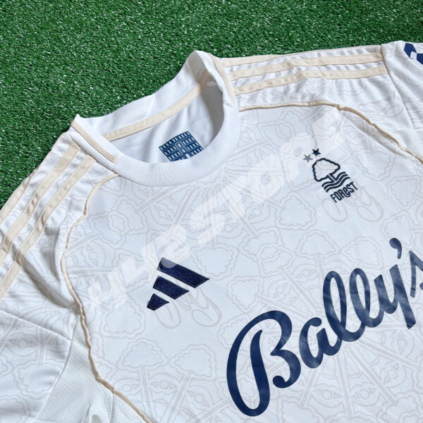 Maillot extérieur Nottingham Forest saison 2026