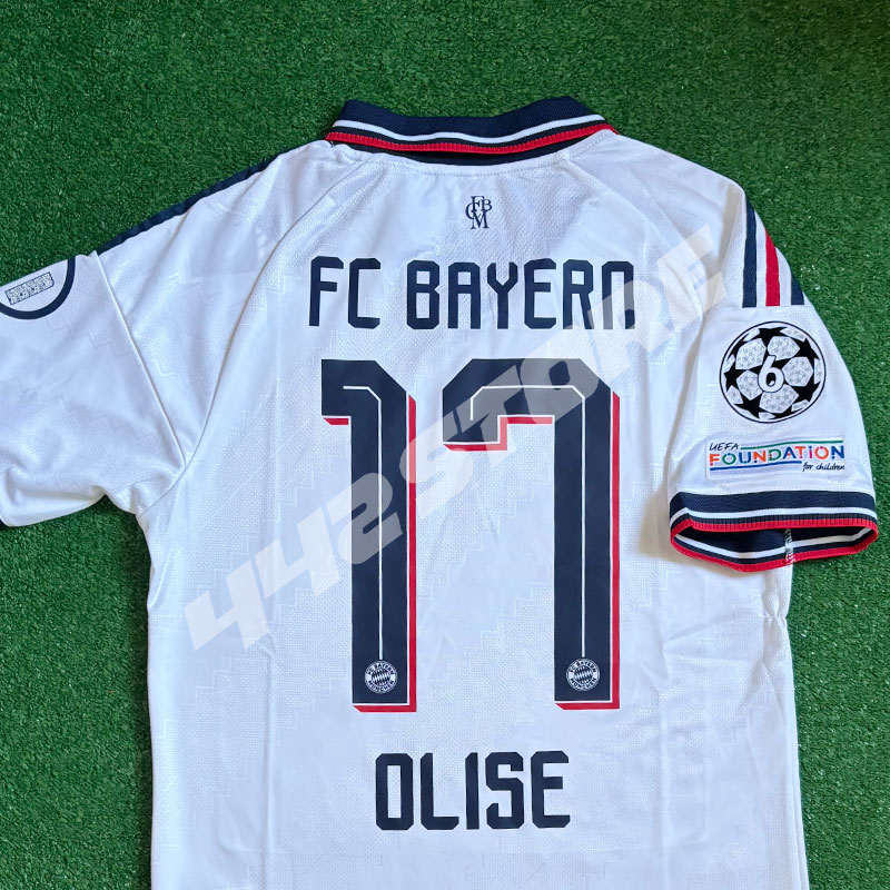 Maillot extérieur Bayern Munich saison 2027