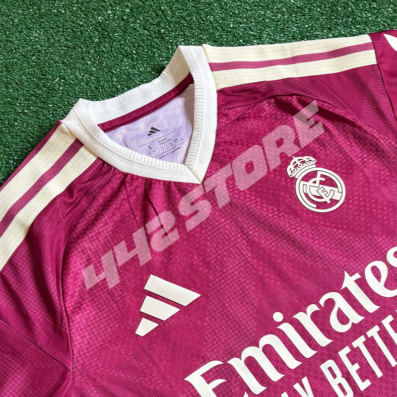 Maillot third Real Madrid saison 2027